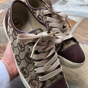 MICHAEL KORS SNEAKERS 👟